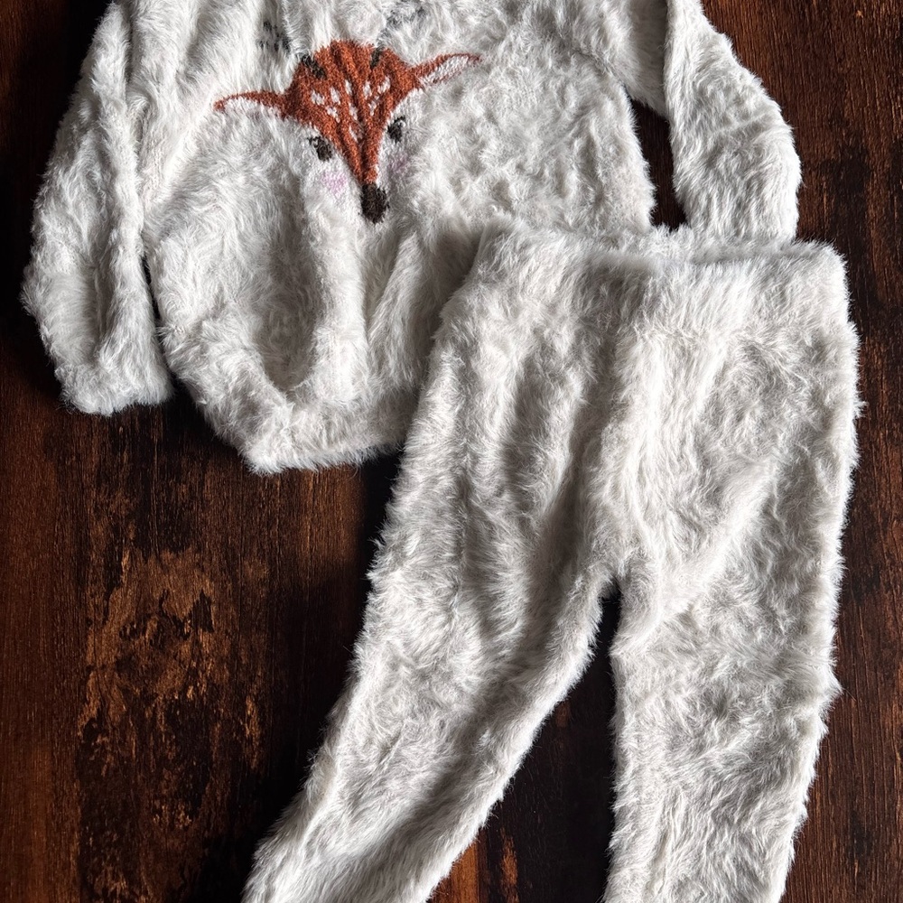 Old Navy White Furry Animal Sweater Set